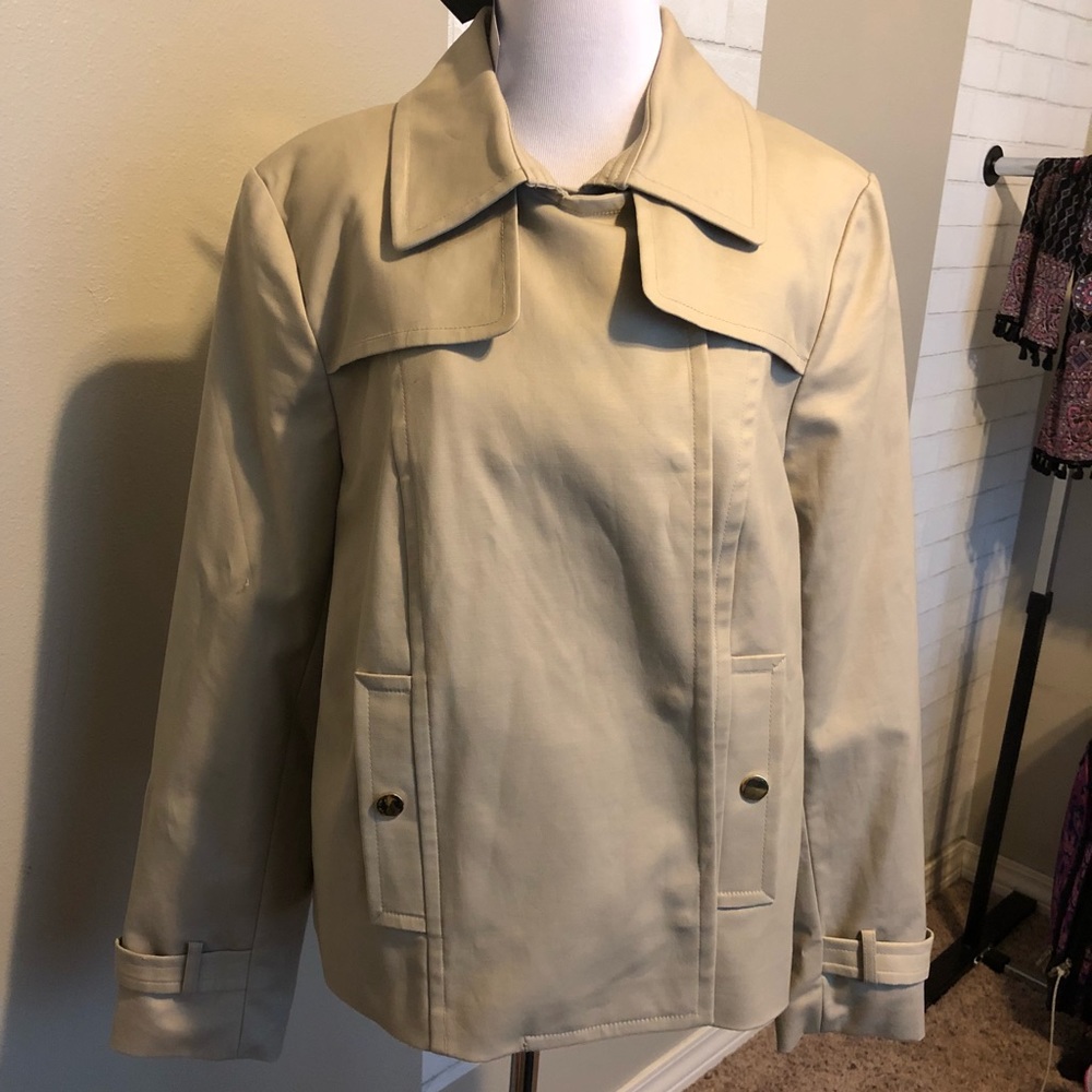 Liz Claiborne’s career jacket L